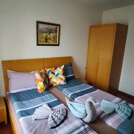 Danik Garden Banszko