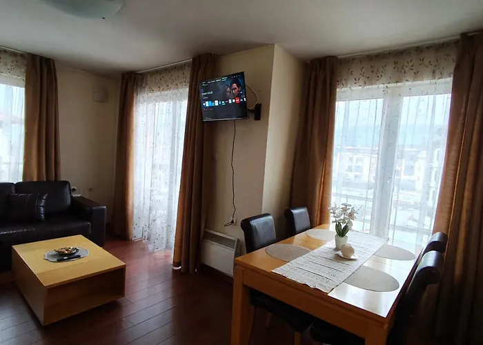 Апартаменти Danik Garden *